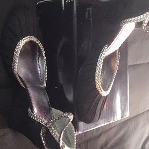 Newport News, Color black & sliver, Size 10, Heel length 10cm